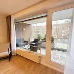 아파트 Moderne 2-zimmer-whg - Naehe Bahnhof Mit Balkon Und Stellplatz - 2 Smart-tv *