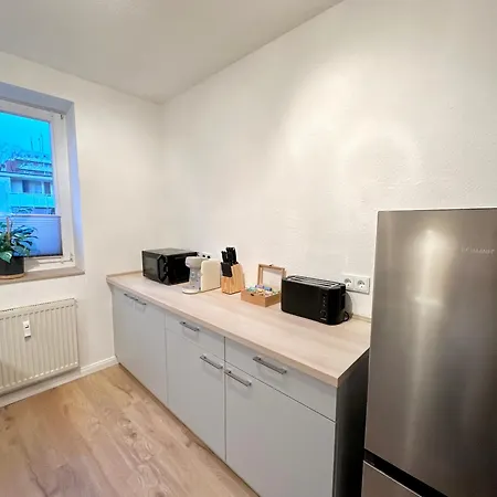 Moderne 2-zimmer-whg - Naehe Bahnhof Mit Balkon Und Stellplatz - 2 Smart-tv * Norderstedt