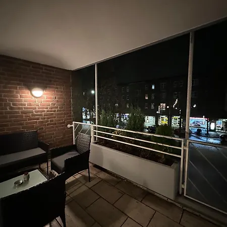 Апартаменты Moderne 2-zimmer-whg - Naehe Bahnhof Mit Balkon Und Stellplatz - 2 Smart-tv